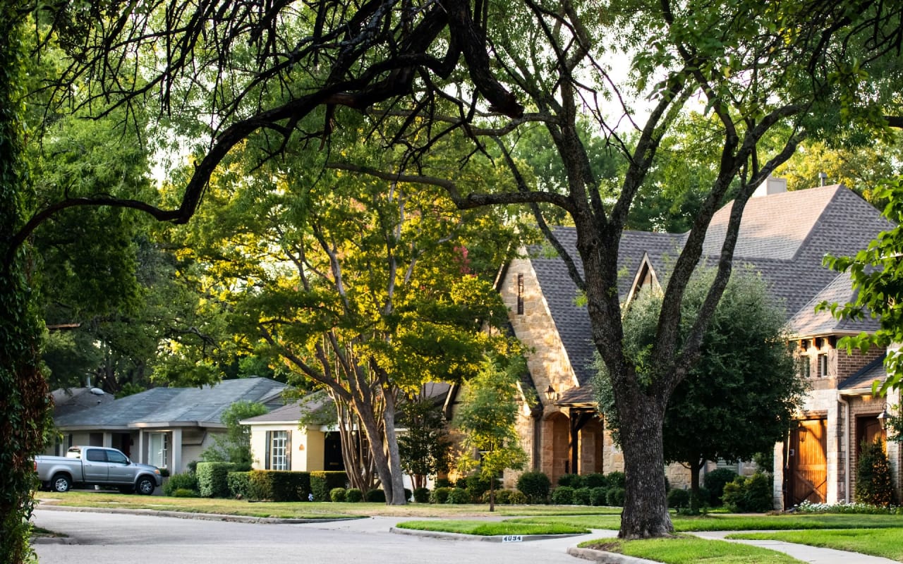 2 Gen Realty LLC: Revolutionizing Commercial Real Estate Brokerage in Houston